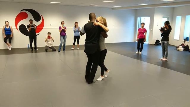 Mini Festival Bailando 2016 - Bergen - Theodore Awadazi - Kizomba Advanced DEMO смотреть онлайн