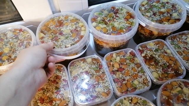 Мед с орехами и семечками 800р – 1 кг смотреть онлайн