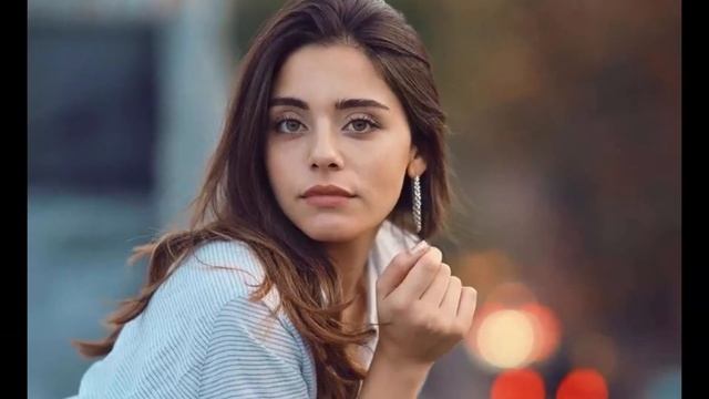 Kızılcık Şerbeti Dizisi 1. Bölüm Fragman, Oyuncular, Konusu, Yayın Tarihi!