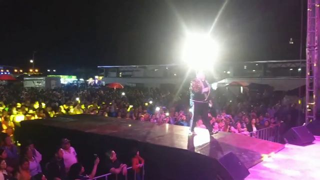 Yucatán - Javier Miranda voz e imagen de Juan Gabriel. смотреть онлайн