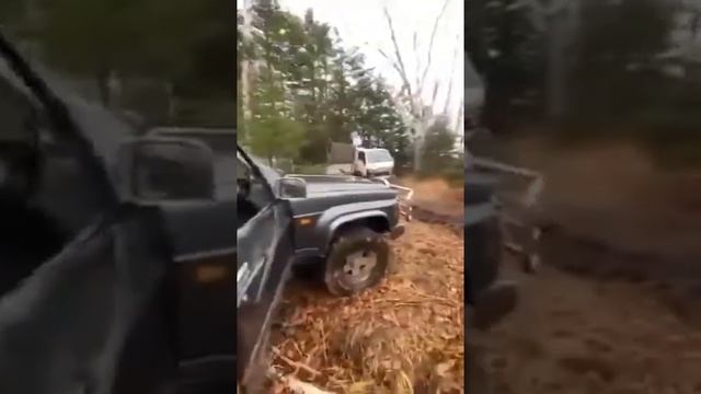Миша в тайге поломал два Сафаря и пару грузовиков. смотреть онлайн