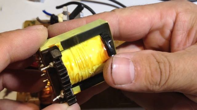 Откуда можно взять импульсный трансформатор для самоделок. смотреть онлайн