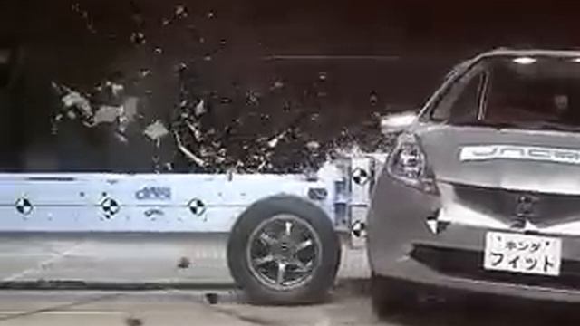 Crash Test 2008 Honda Fit / Jazz (Side) смотреть онлайн