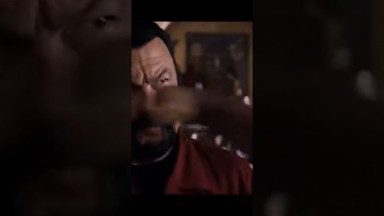 Смешной Стивен Сигал #трюки #боевики #стивенсигал #кино смотреть онлайн