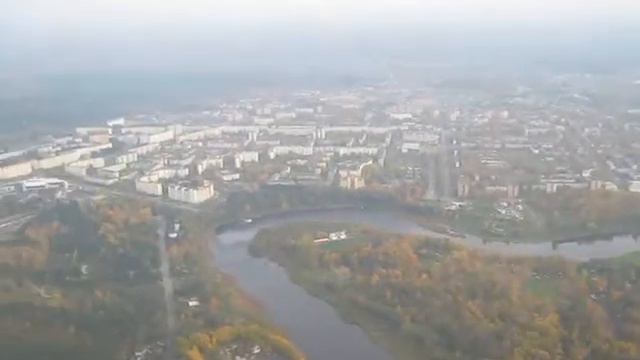 Осенний Кингисепп. Вид из самолета. Октябрь 2018 смотреть онлайн