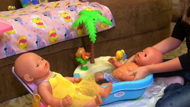???День с Беби Бонами Тёмой и Лизой! Часть 4 - Фотосессия и водные процедуры. Видео для детей! смотреть онлайн