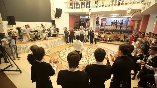 Лезгинка на свадьбе Аскера и Анетты - начало