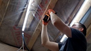 Как отбить уровень потолка лазерным уровнем