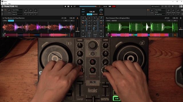 DJ using cheap Hercules DJ mixing hardware - No sync button! смотреть онлайн