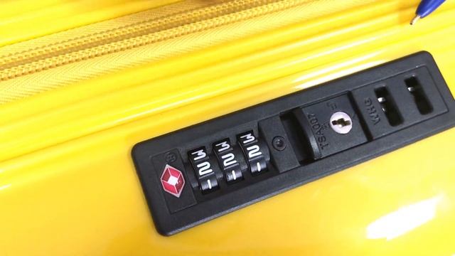 Как установить код на замке чемодана с системой ТSА?Консультация от Дома Чемоданов!Челябинск!Смотри смотреть онлайн