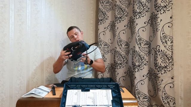 Bosch GST 150 BCE Обзор и Распаковка в 4К Видео / Електрический лобзик Бош GST 150BCE. смотреть онлайн