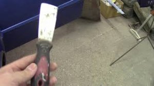 Как самостоятельно срезать лобовое стекло.