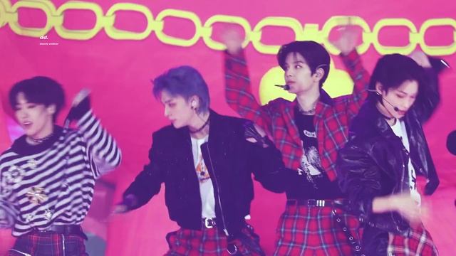 [4K] 221224 Christmas EveL & CASE143 현진 직캠 Hyunjin Fancam