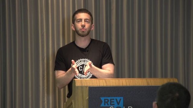 Living with Garbage смотреть онлайн