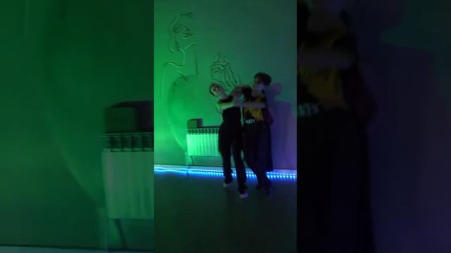 Training.Dance.Тренировка.Бальные танцы. #бальники #бальныетанцы #dancevideo смотреть онлайн