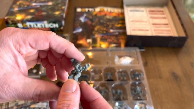 Battletech Alpha Strike Core Set Unboxing ! смотреть онлайн