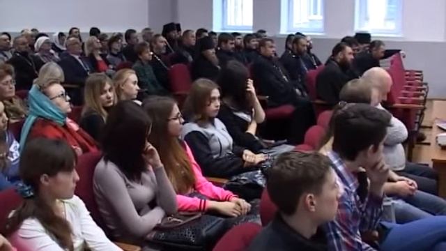 В Кузнецке начались рождественские чтения «Традиции и новации» смотреть онлайн