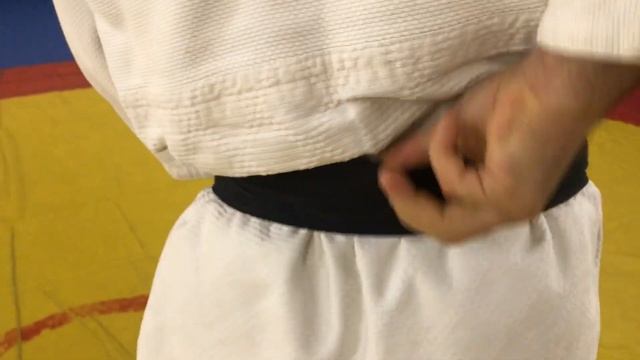 3-й способ одевания хакама смотреть онлайн