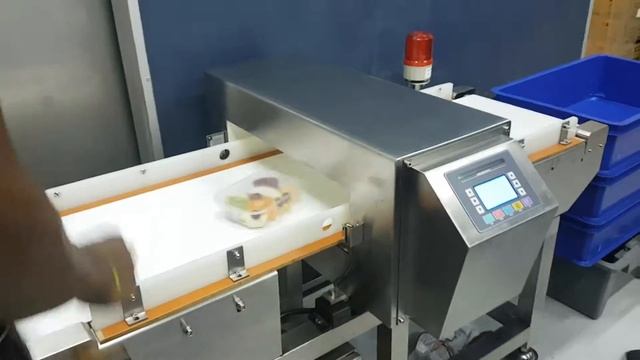 LSM-CQ810 Metal Detector with Alarm System (Cut Fruits) смотреть онлайн