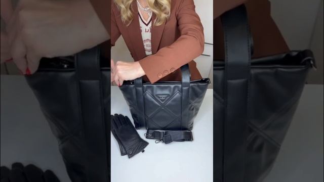 Сумка женская эко кожа с кошельком брелком Lanotti YH1010 цвет черный смотреть онлайн