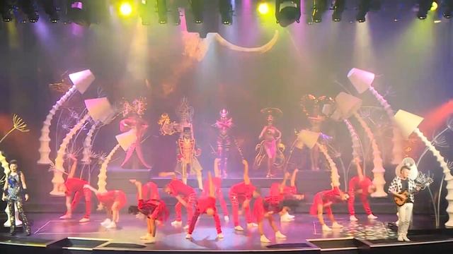 «Keep Balance» acroballet in ‘Sonio’ show on board Genting Dream Cruises. смотреть онлайн