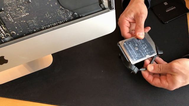 Ganz Einfach - SSD Beim IMac 21.5 Zoll Selber Nachrüsten Oder Wechseln.