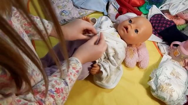 Как ухаживать за ребенком#2 Как одевать ребенка в мороз смотреть онлайн