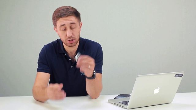 Как смотать провод наушников за 15 секунд, так чтобы он не запутывался... смотреть онлайн