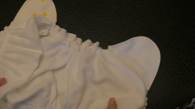 Многоразовый подгузник Глориес Желтый видео обзор смотреть онлайн