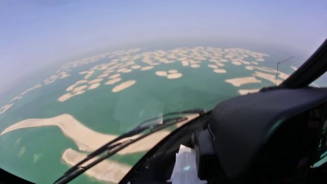 ПОЛЁТ НА ВЕРТОЛЕТЕ НАД ДУБАЕМ смотреть онлайн