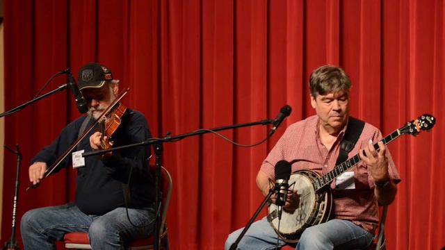 Pat Cloud w/ Peter Knupfer "Wild Bill Jones" (Midwest Banjo Camp 2013) смотреть онлайн