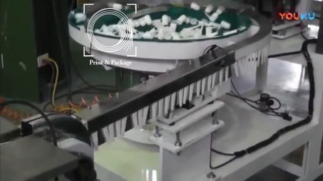 Автоматическая горизонтальная упаковочная линия для пластиковых ложек смотреть онлайн