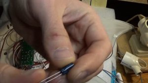 Ремонт светодиодной люстры, которая мигает при включении.