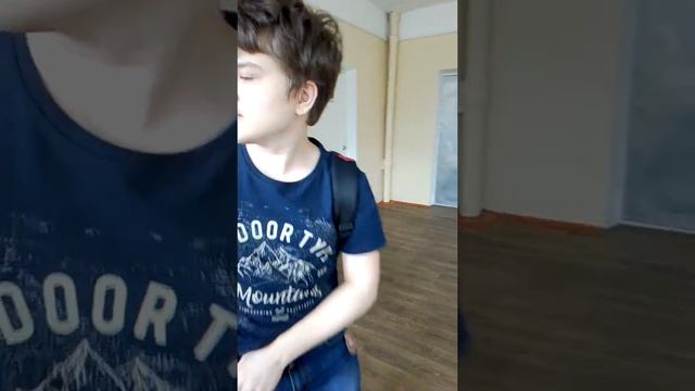 Коронавирус/дезинфекция в школе / мать не кормит детей смотреть онлайн