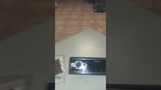 Магнитола PROLOGY CMX-240 смотреть онлайн