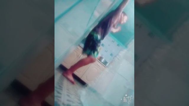 Клёво танцует) смотреть онлайн