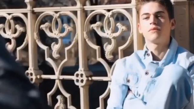 Hero Fiennes- Tiffin | Daddyyy👀🏅