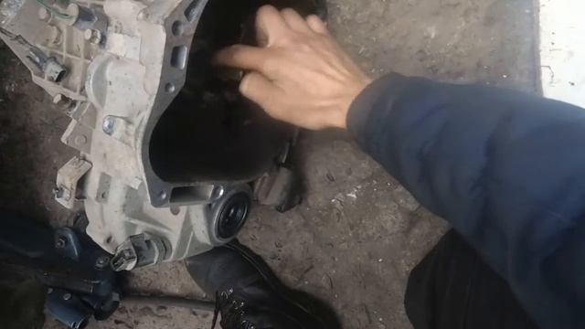 KIA. Picanto. Замена сцепления.