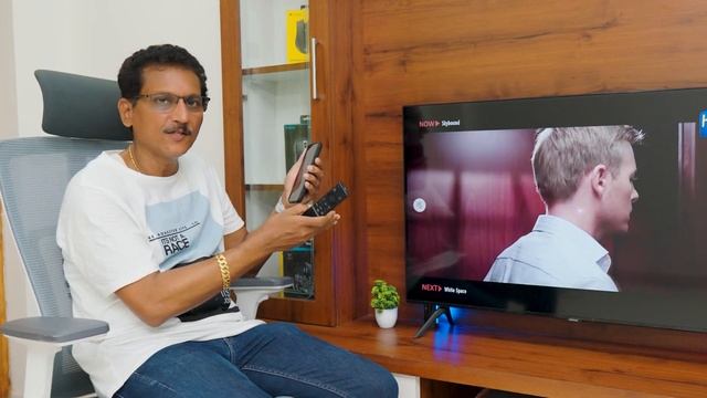 Samsung Crystal UHD 4K Smart LED TV 2023?Budget Lo Best Unboxing in Telugu... смотреть онлайн