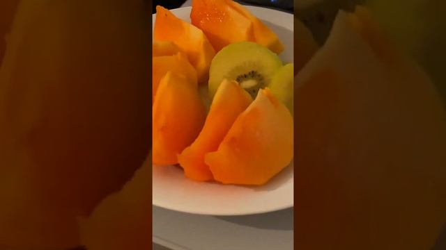 Peach 60€cent/ vs kiwi - fruits 🇩🇪 смотреть онлайн