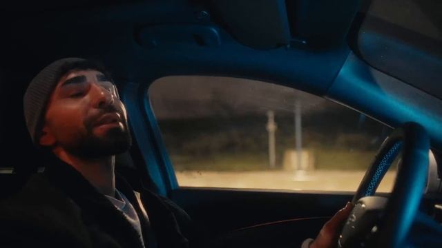 Drive me Home for Christmas | mit Ford BlueCruise & MoTrip смотреть онлайн