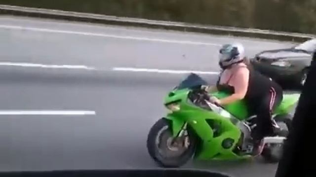 Мото GP отдыхает смотреть онлайн