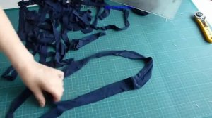 Как нарезать полоски для коврика из футболок и других вещей