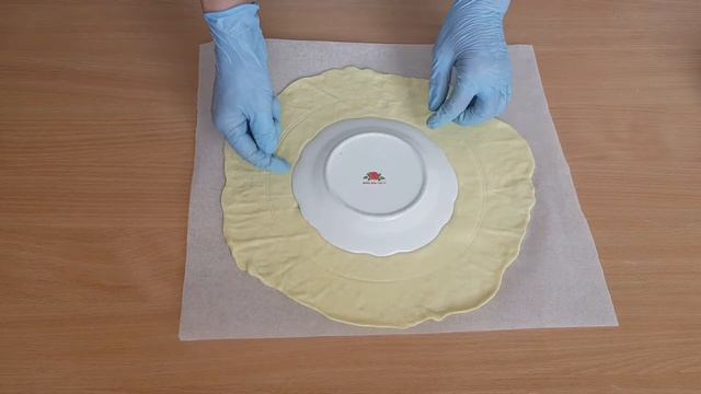 ПИРОГ  ПОДСОЛНУХ  СО  ШПИНАТОМ  И  ФАРШЕМ . --КАК  СДЕЛАТЬ .