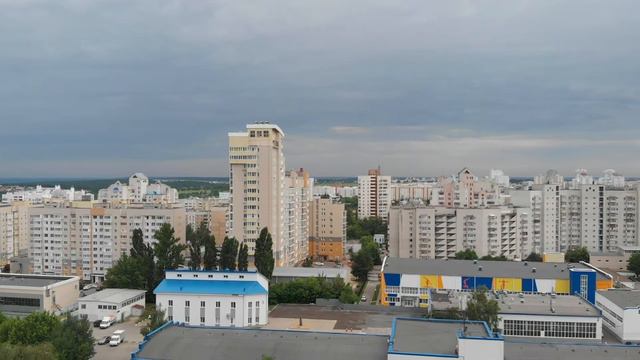 Белый город с высоты птичьего полета смотреть онлайн