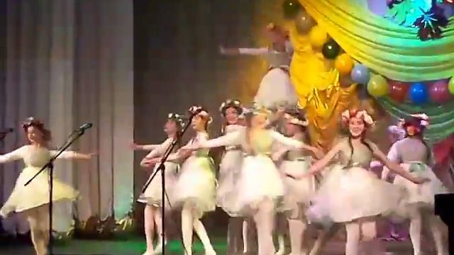 Танец " Ивана Купала " Образцовый Хореографический ансамбль " Радость " посёлок Чернянка смотреть онлайн