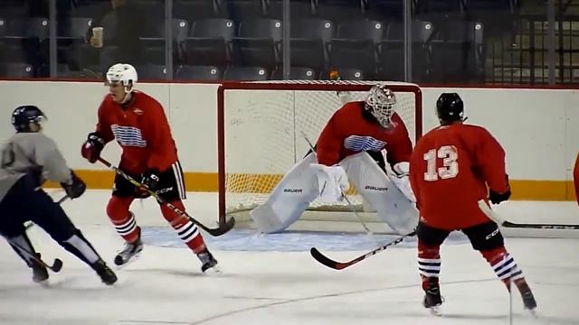 Goaltender Colton Incze at the Niagara IceDogs training camp смотреть онлайн