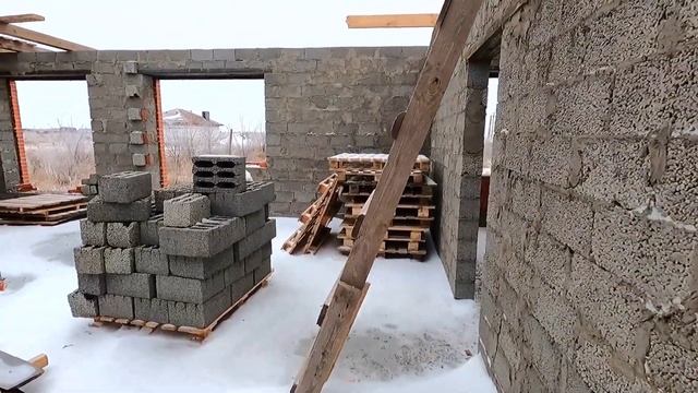 Дом 80м2 с участком 7,5 соток в коттеджном поселке Малинки смотреть онлайн