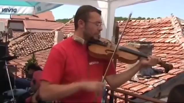 اتحداك ان لم تعيده مليون مرة..عزف كمان قاتل смотреть онлайн