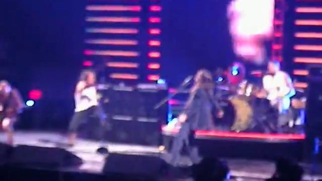 Red Hot Chili Peppers - John Dancing смотреть онлайн